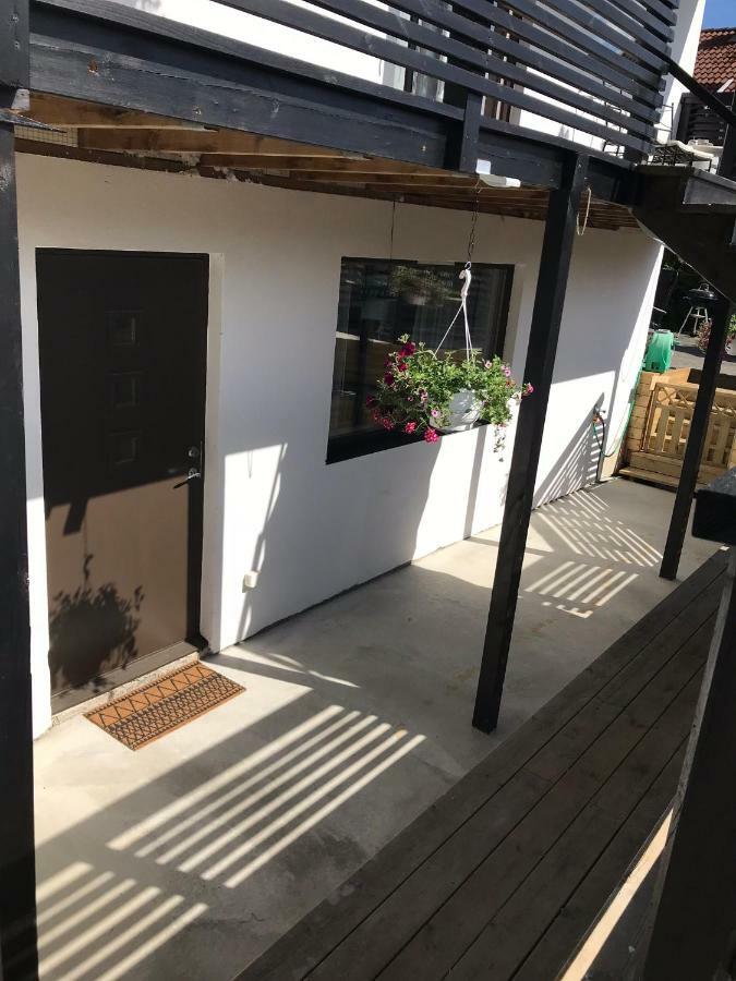 Lagenhet I Villa Pa Fornudden Tyreso Dış mekan fotoğraf