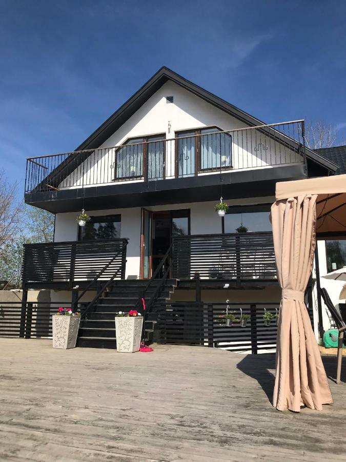 Lagenhet I Villa Pa Fornudden Tyreso Dış mekan fotoğraf